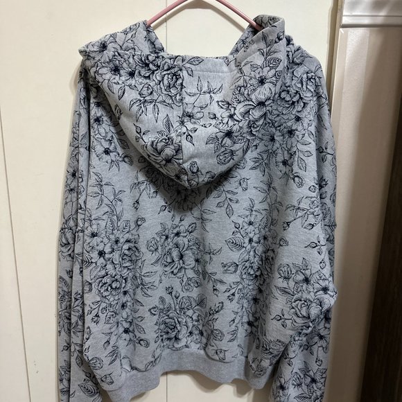 Airlight Zip Cloud Hoodie - Picture 2 of 4